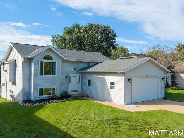 3064 Beckie Drive SW, Wyoming, MI 49418