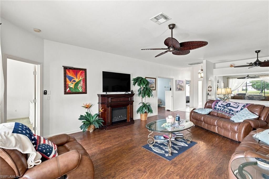 12833 Dresden Ct , Fort Myers, FL 33912 Photo