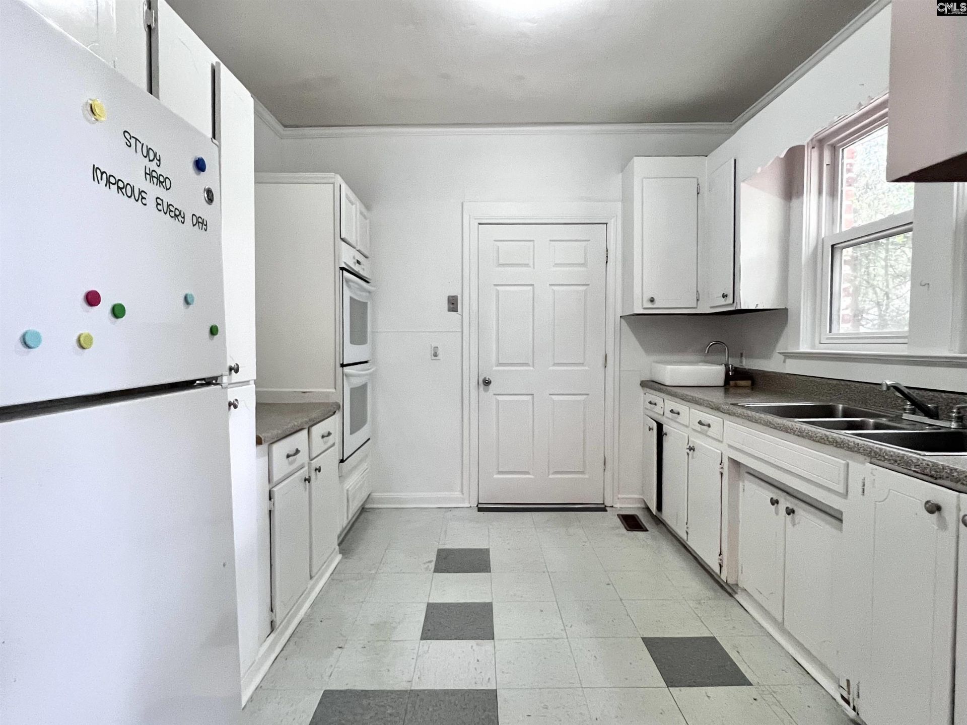 771 Dantzler Street Photo 16