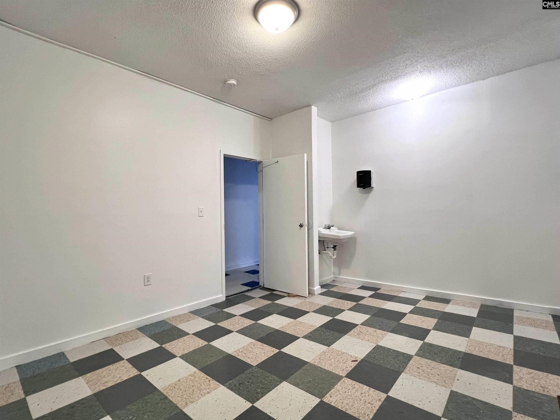 771 Dantzler Street Photo 33
