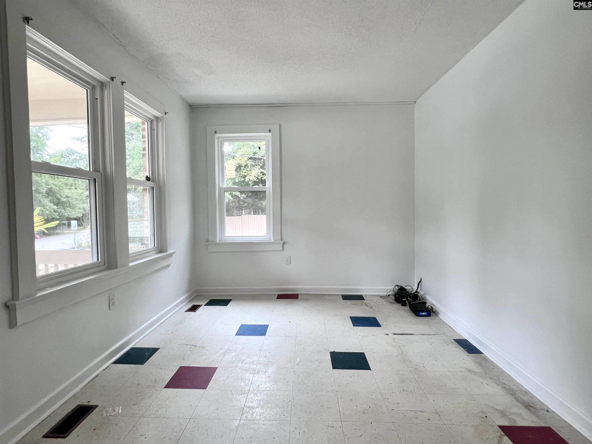 771 Dantzler Street Photo 7