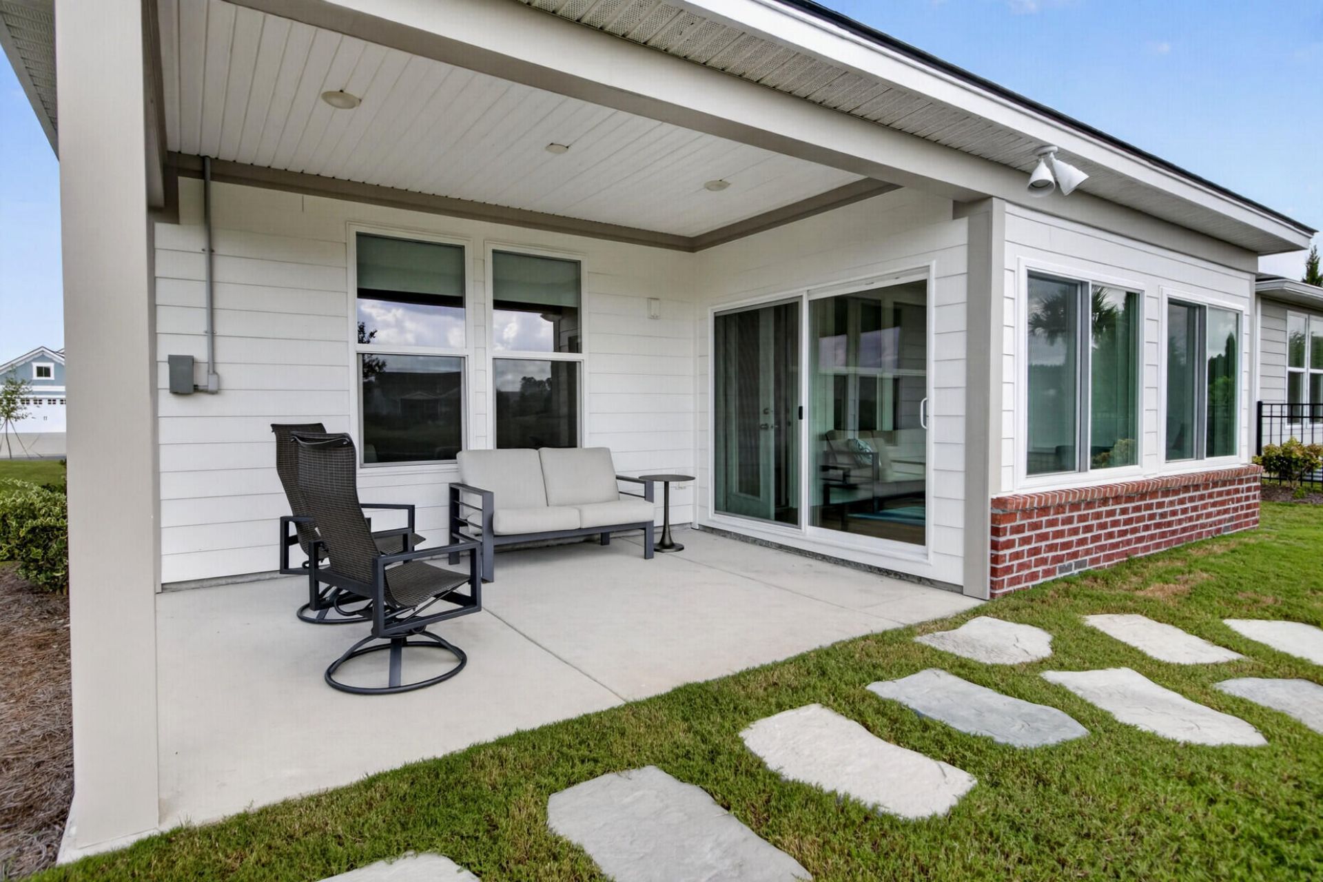 333 Dahlia Row Drive Photo 31