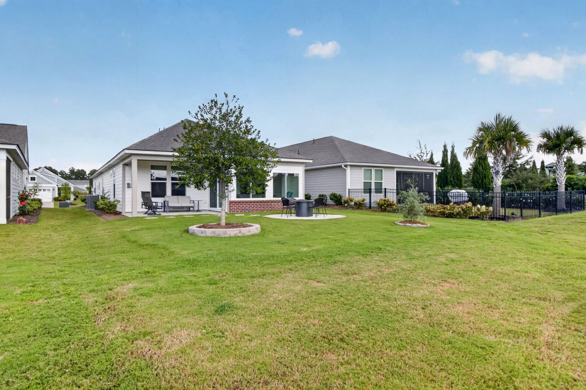 333 Dahlia Row Drive Photo 37