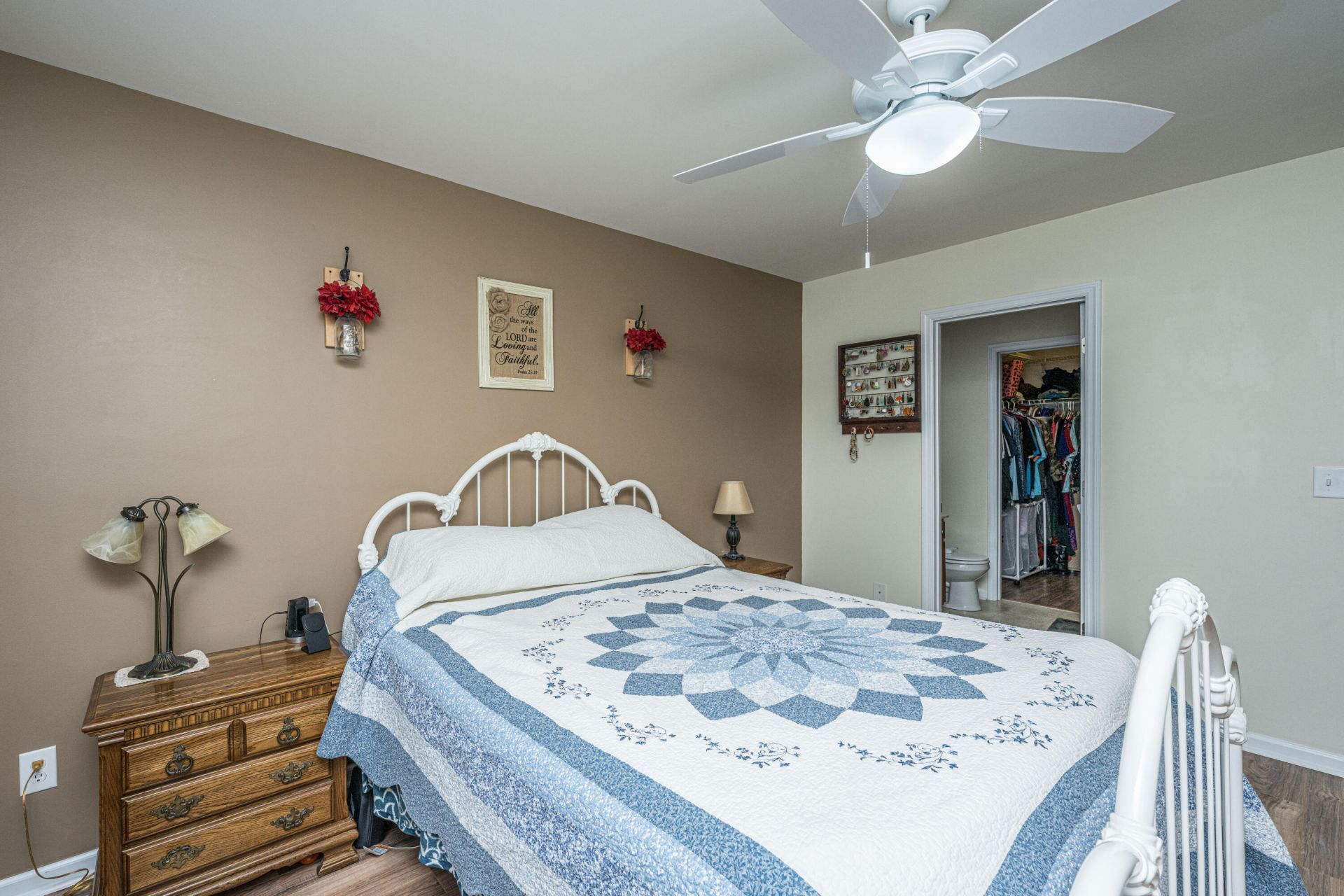 1604 Rising Mist Drive Photo 14