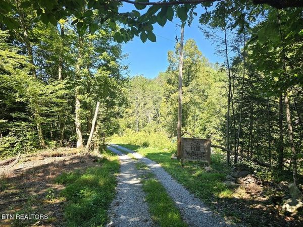 910 Windy Hill Way, Cosby, TN 37722