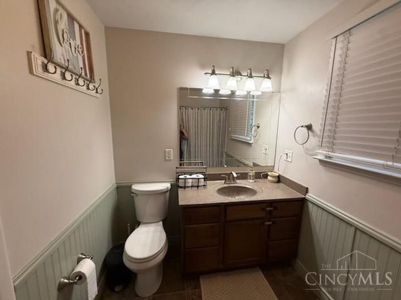 303 W Pleasant Street, Hillsboro, OH 45133 Photo 9