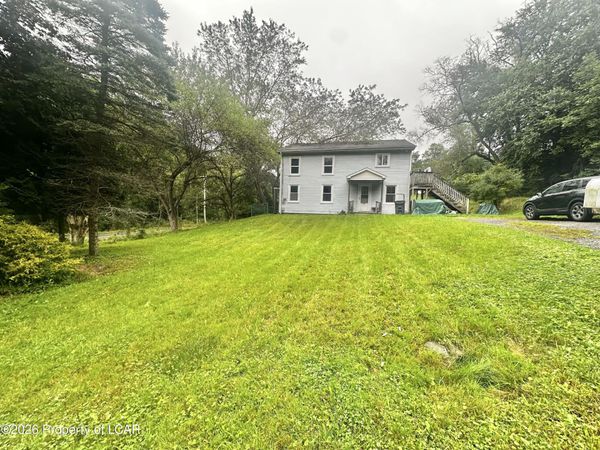 2935 Hillside Road, Shavertown, PA 18708