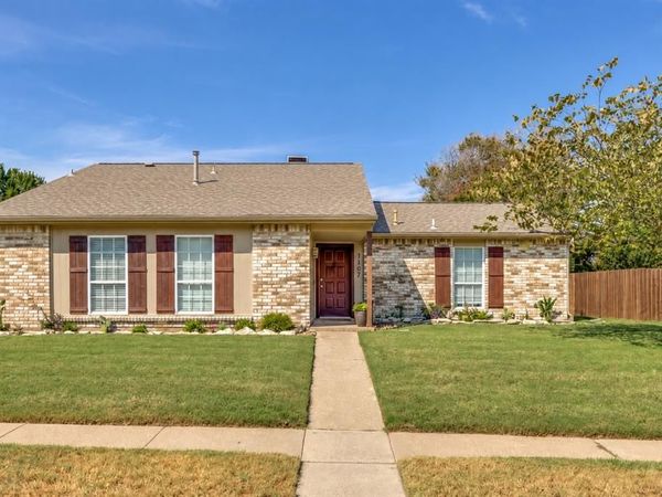 1107 Elk Grove Drive , Richardson, TX 75081
