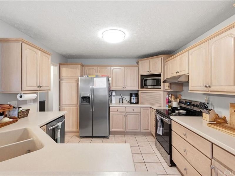 2504 Worthington Drive, Troy, OH 45373 Photo 15