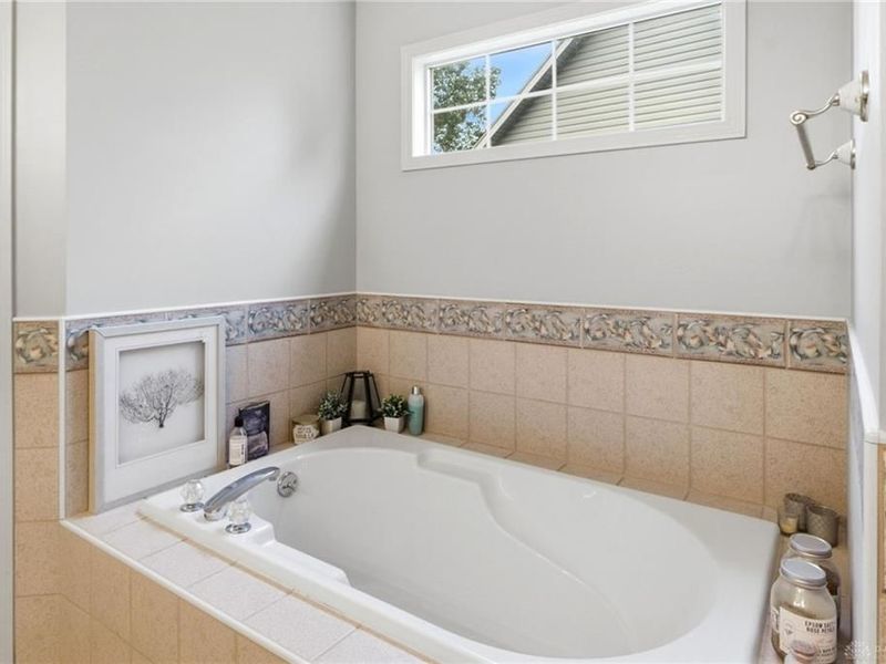 2504 Worthington Drive, Troy, OH 45373 Photo 27
