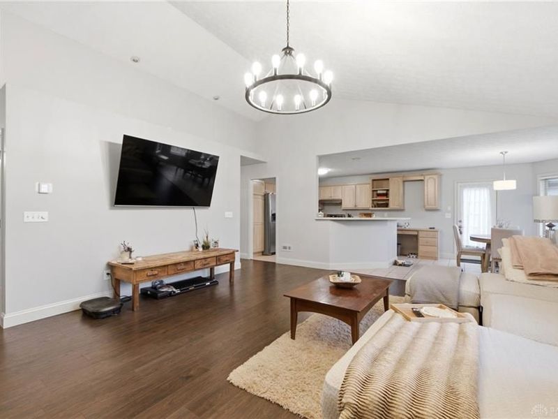 2504 Worthington Drive, Troy, OH 45373 Photo 9