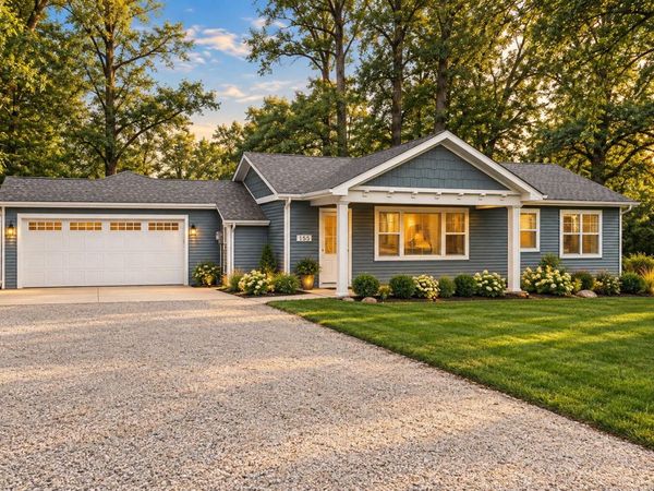 155 Spectacle Drive , Valparaiso, IN 46383