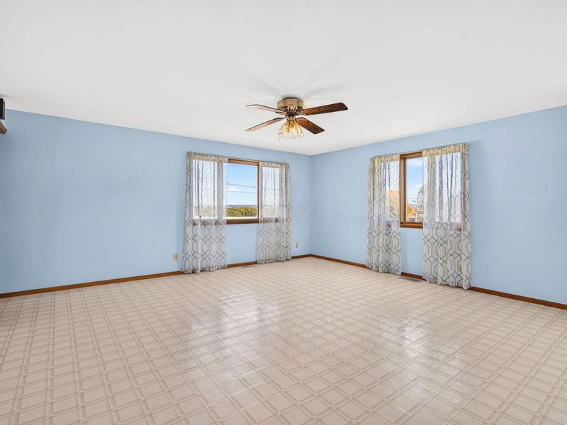 9905 Cincinnati Zanesville Road SW, Amanda, OH 43102 Photo 14
