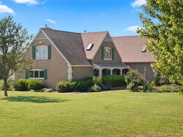 1949 N 900th Road, Eudora, KS 66025