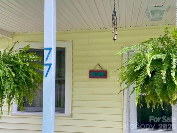 77 Fair Oaks Drive, Arden, NC 28704