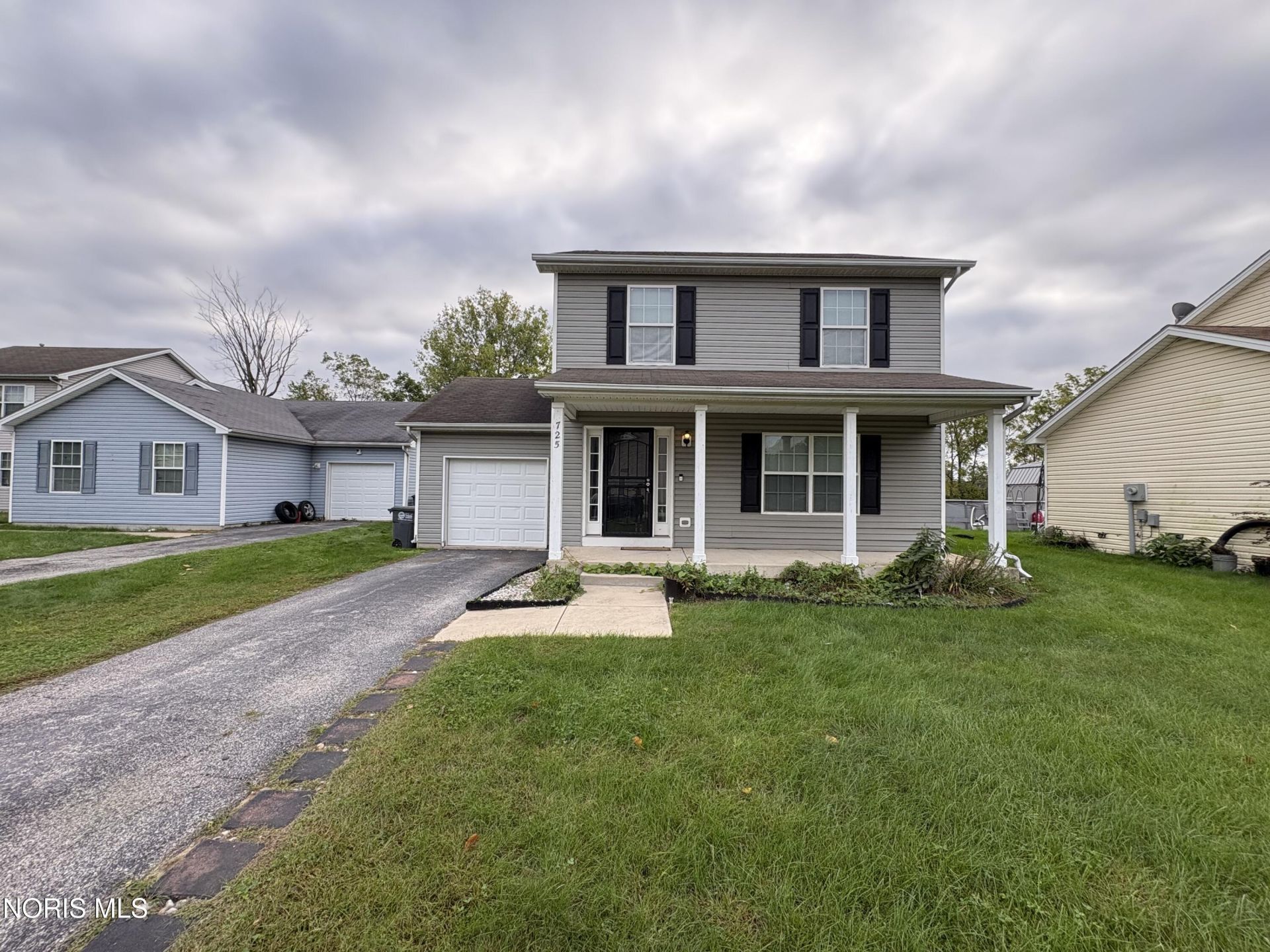 725 Acton Drive, Toledo, OH 43615 Main Photo
