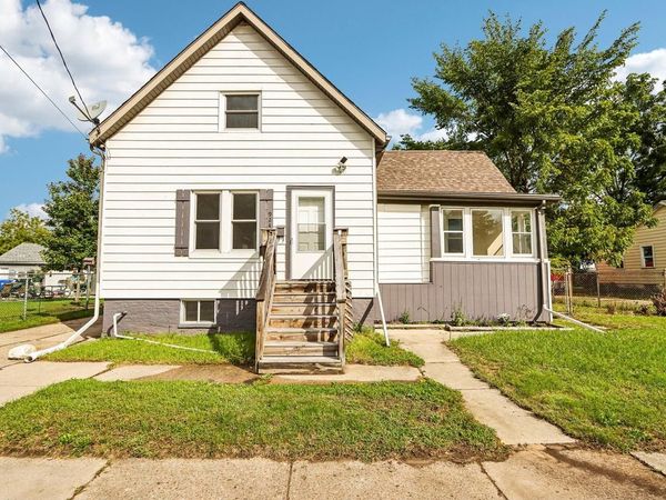 924 44th STREET, Kenosha, WI 53140