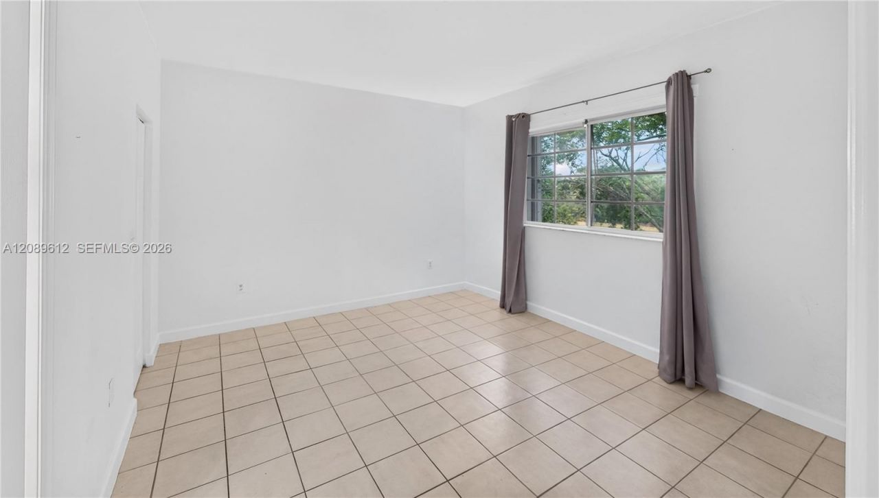 2741 NE 4th St , Unit 202, Homestead, FL 33033 Photo