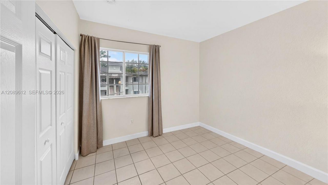 2741 NE 4th St , Unit 202, Homestead, FL 33033 Photo