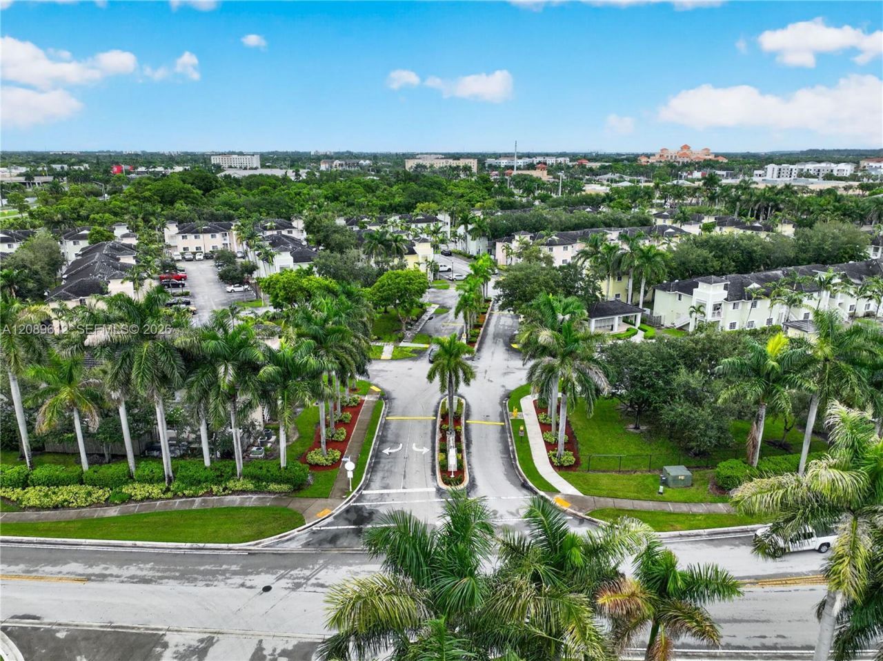 2741 NE 4th St , Unit 202, Homestead, FL 33033 Photo
