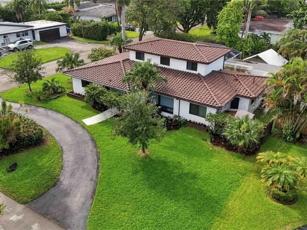 3202 Harrison St , Hollywood, FL 33021