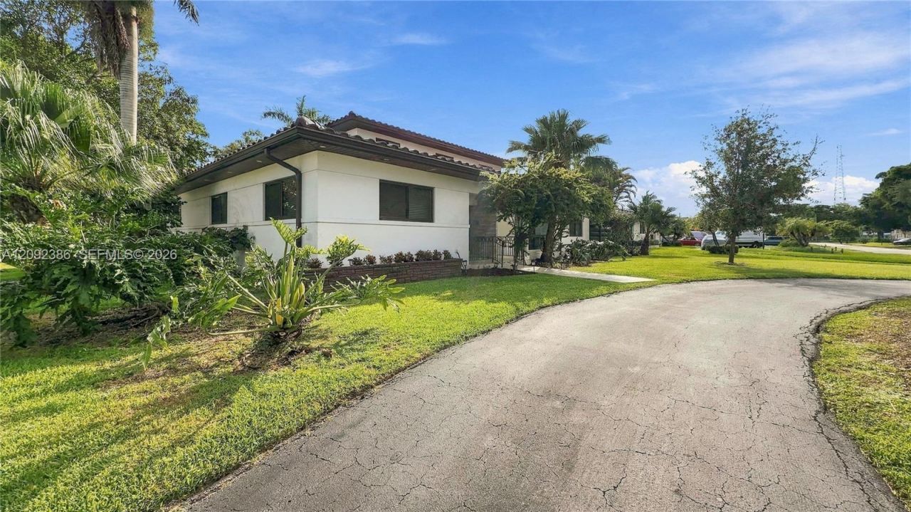 3202 Harrison St, Hollywood, FL 33021 Photo