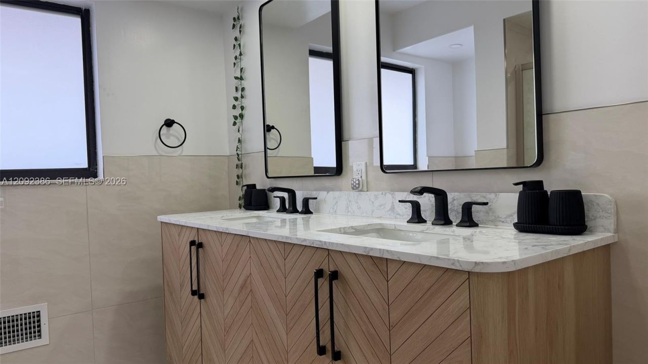 3202 Harrison St, Hollywood, FL 33021 Photo