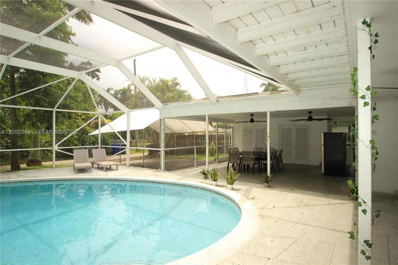 3202 Harrison St, Hollywood, FL 33021 Photo