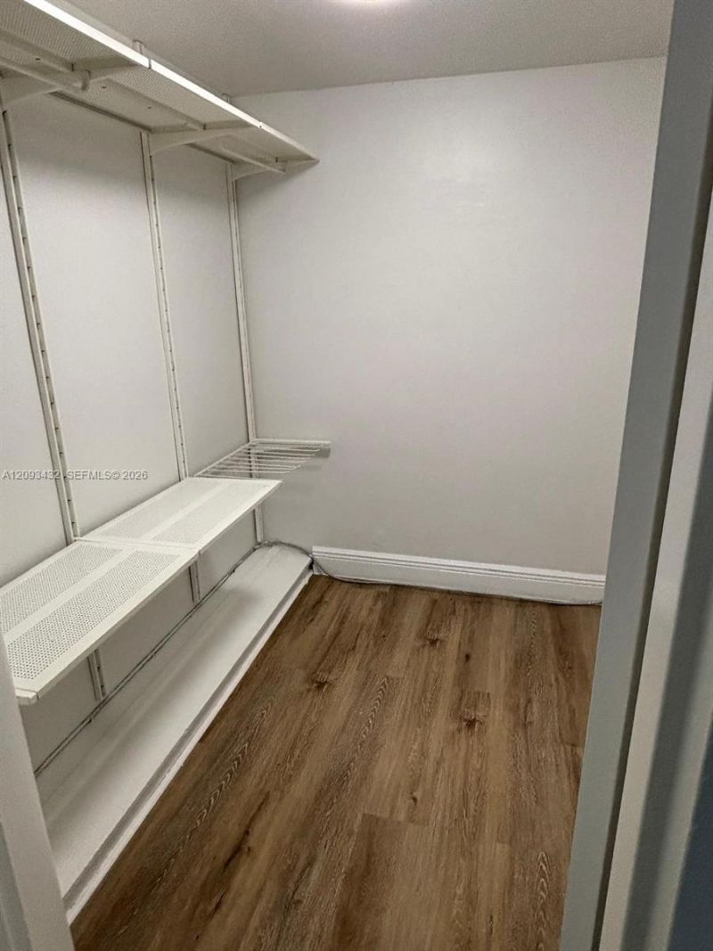 900 Bay Dr, Unit 721, Miami Beach, FL 33141 Photo