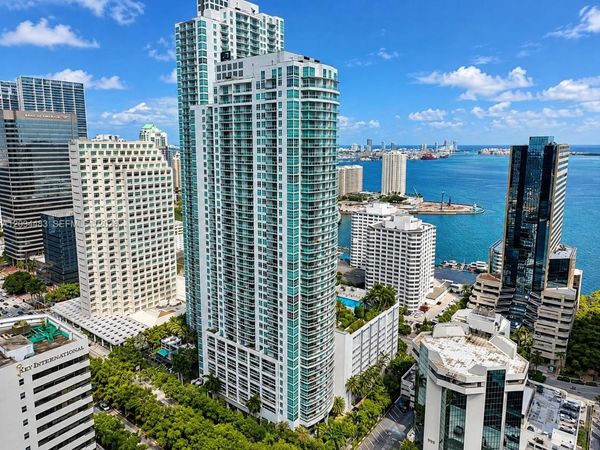 951 Brickell Ave, Unit 605, Miami, FL 33131