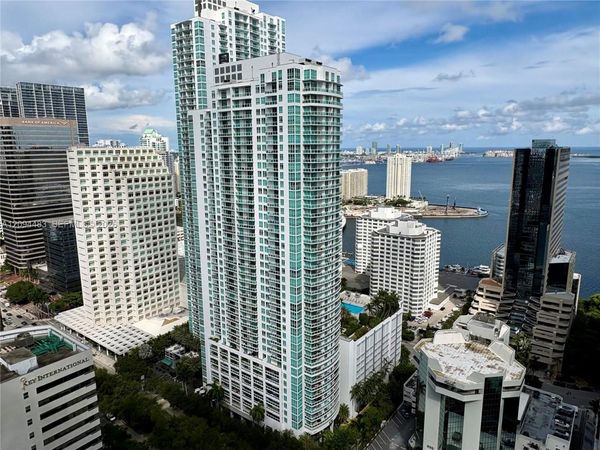 951 Brickell Ave , Unit 605, Miami, FL 33131