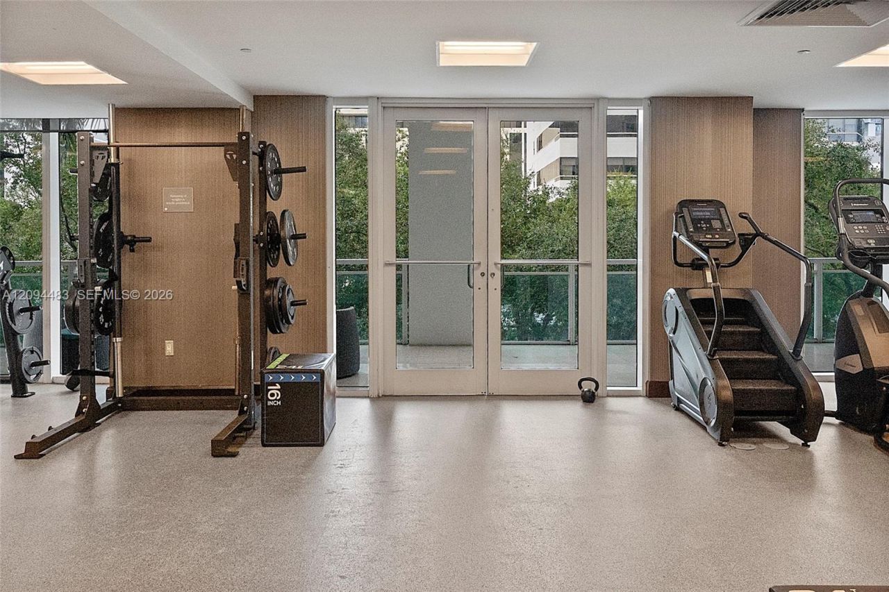 951 Brickell Ave , Unit 605, Miami, FL 33131 Photo