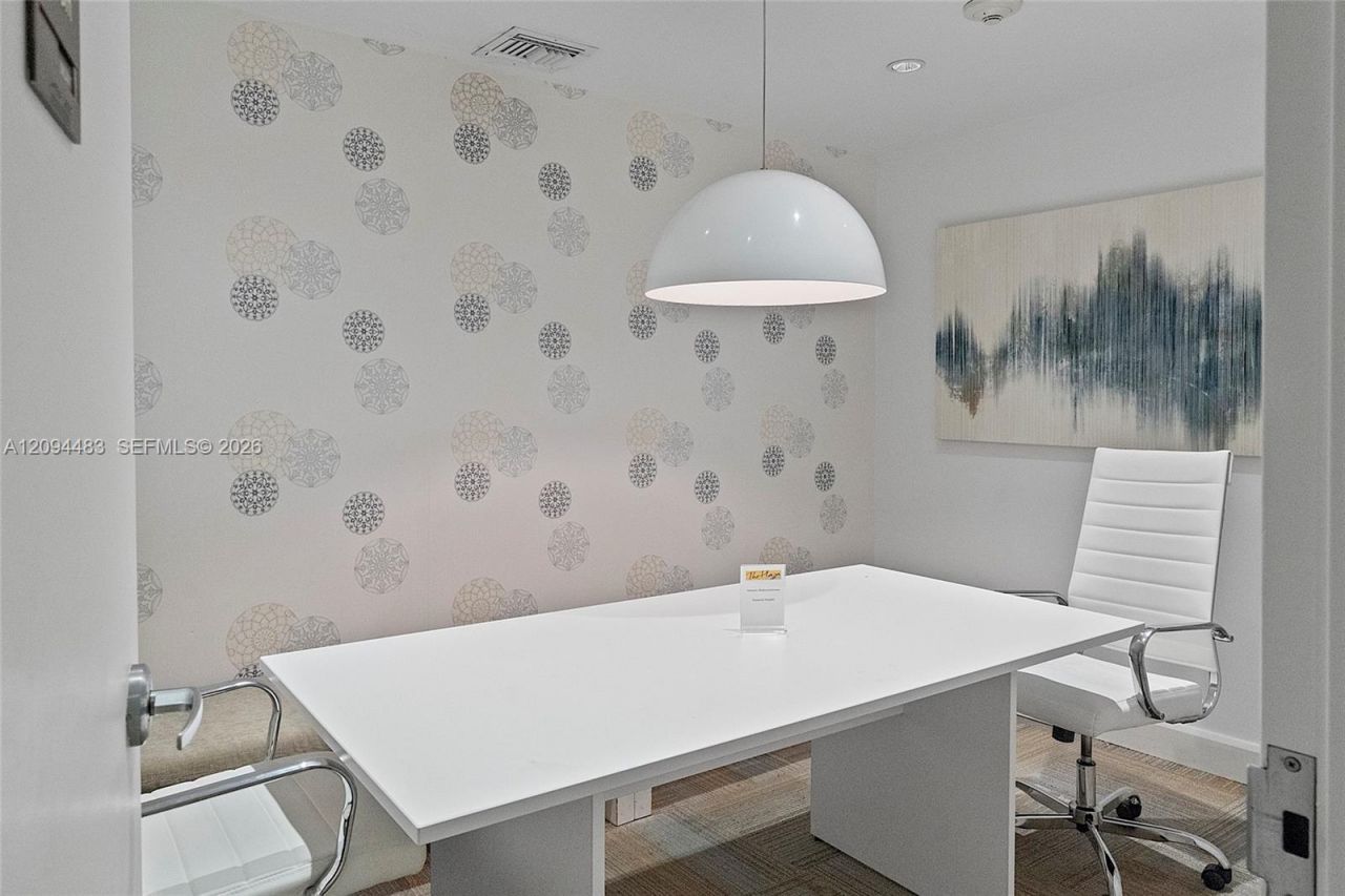 951 Brickell Ave , Unit 605, Miami, FL 33131 Photo