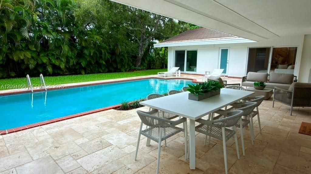 7521 SW 175th St, Palmetto Bay, FL 33157 Photo