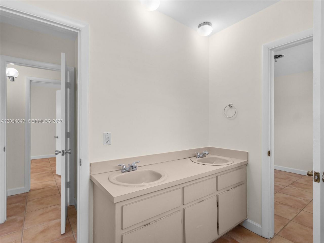 9360 SW 25th St , Miami, FL 33165 Photo