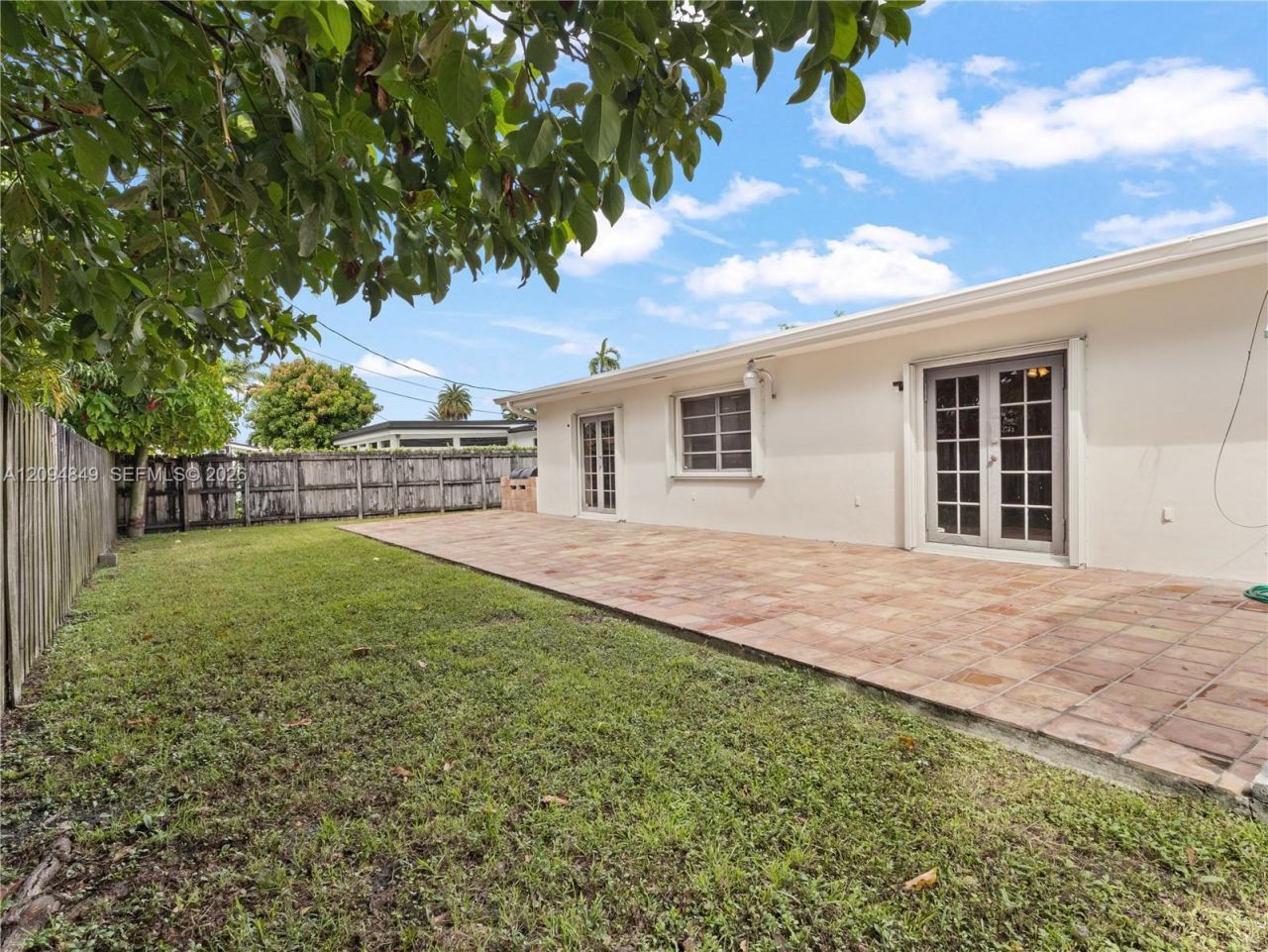 9360 SW 25th St , Miami, FL 33165 Photo