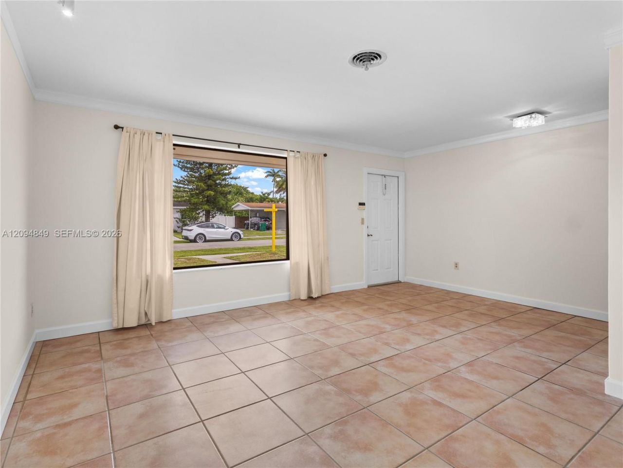 9360 SW 25th St , Miami, FL 33165 Photo