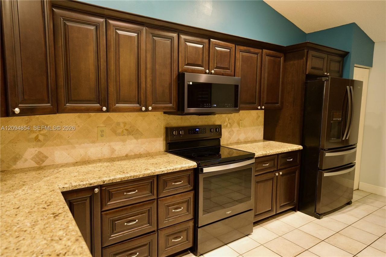 9135 S Southern Orchard Rd S , Unit 9135, Davie, FL 33328 Photo