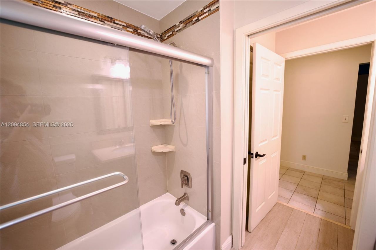 9135 S Southern Orchard Rd S , Unit 9135, Davie, FL 33328 Photo