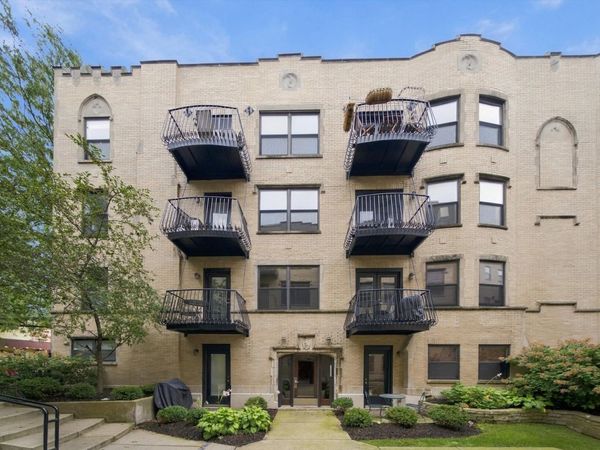 4434 N Damen Avenue , Unit 3E, Chicago, IL 60625