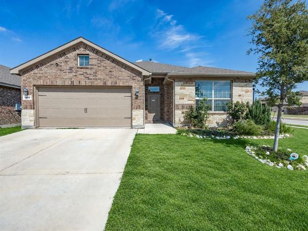 1800 Chamaeleon Drive, Haslet, TX 76052