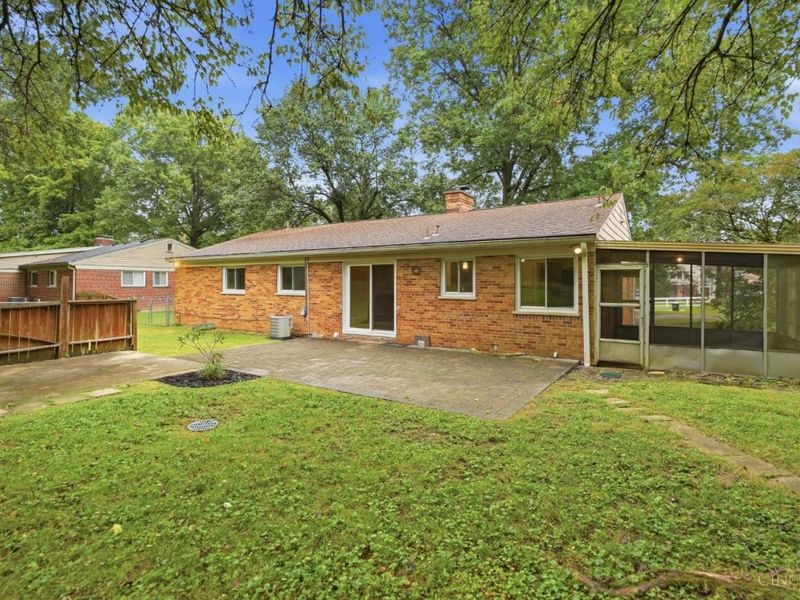 1037 Markley Road, Anderson Township, OH 45230 Photo 12