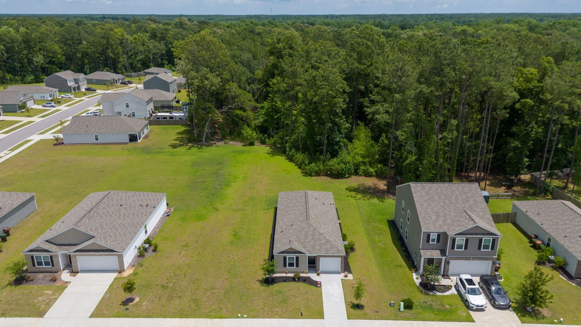 506 Shady Maple Street Photo 17