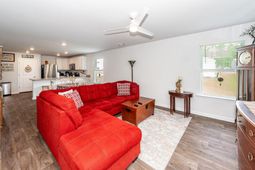 506 Shady Maple Street photo 4