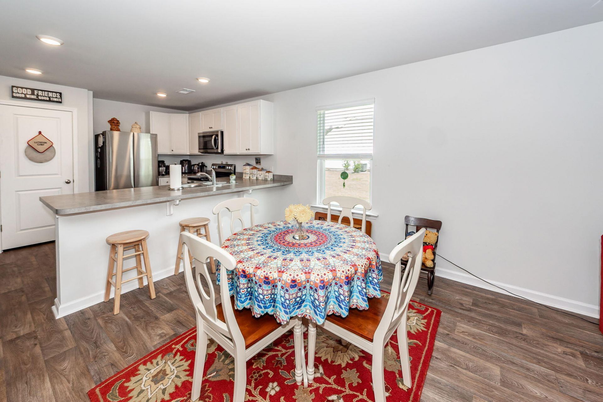 506 Shady Maple Street Photo 5