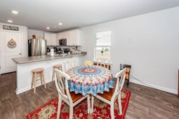 506 Shady Maple Street photo 4