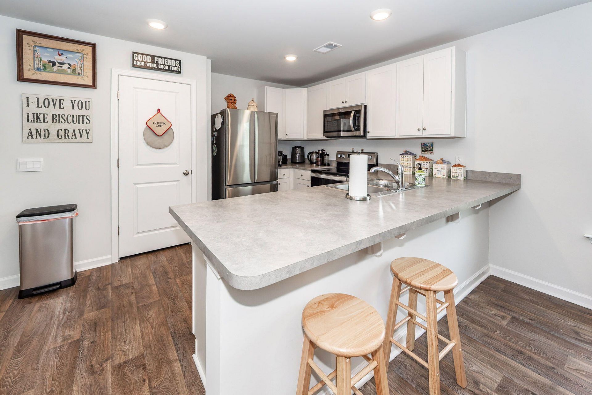 506 Shady Maple Street Photo 6
