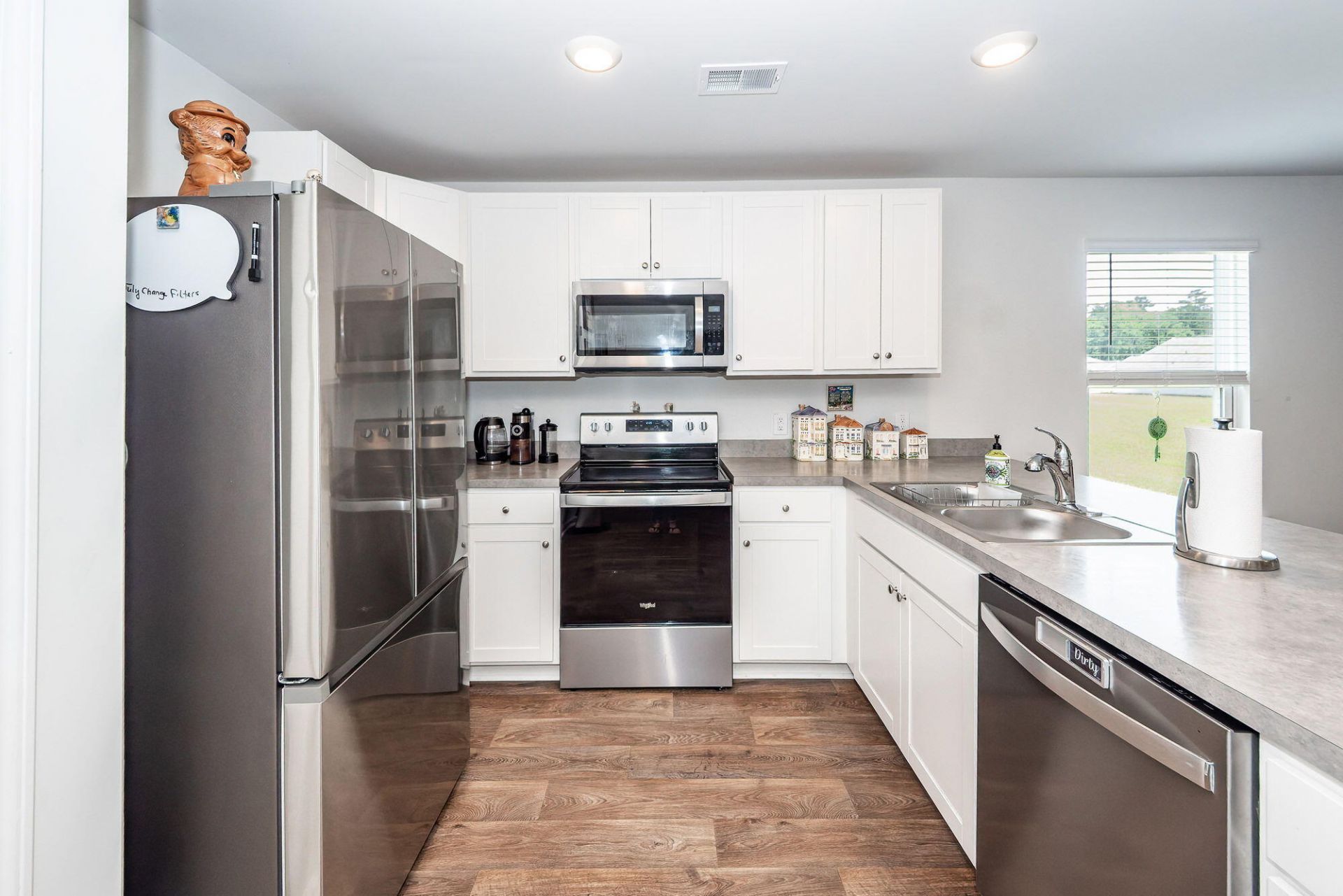506 Shady Maple Street Photo 8