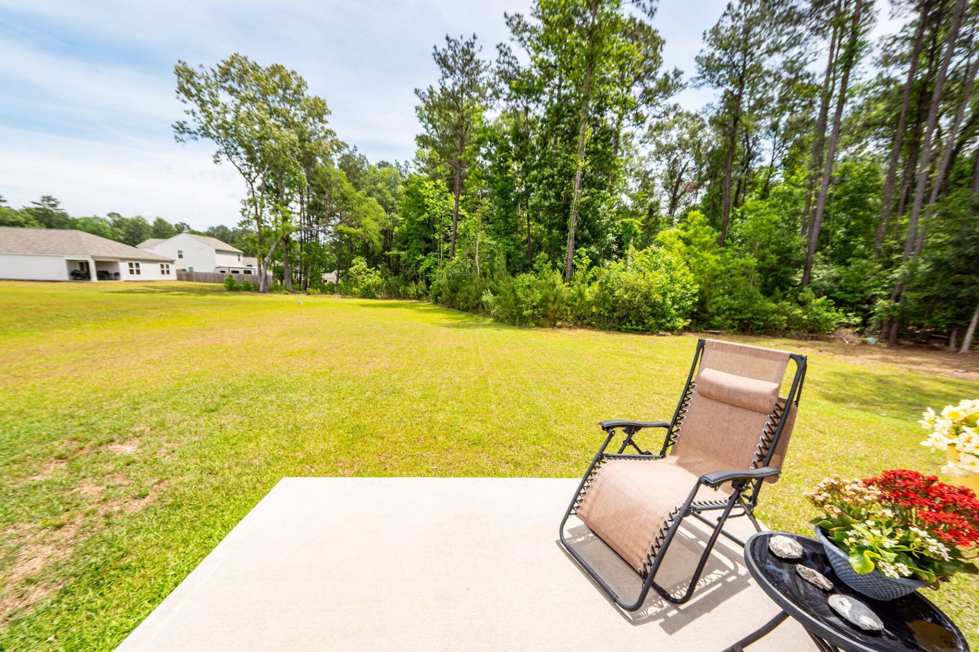 506 Shady Maple Street Photo 9