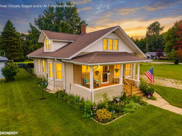 506 W 11th Street , La Porte, IN 46350